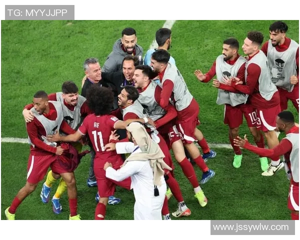 卡塔尔与伊朗友谊赛精彩对决展现足球魅力与团队精神 卡塔尔与伊朗友谊赛精彩对决展现足球魅力与团队精神