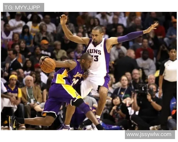 杰拉米格兰特的篮球之路与未来展望：从新秀到全能球员的蜕变之旅