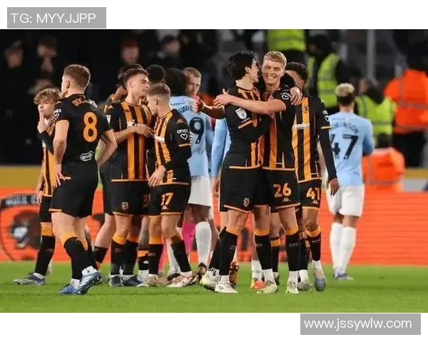 牛津联与沃德福德的激烈对决谁能在赛场上笑到最后 牛津联与沃德福德的激烈对决谁能在赛场上笑到最后