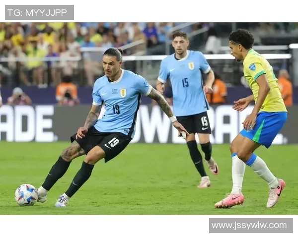 南非与乌拉圭精彩对决视频回顾赛场瞬间尽收眼底 南非与乌拉圭精彩对决视频回顾赛场瞬间尽收眼底