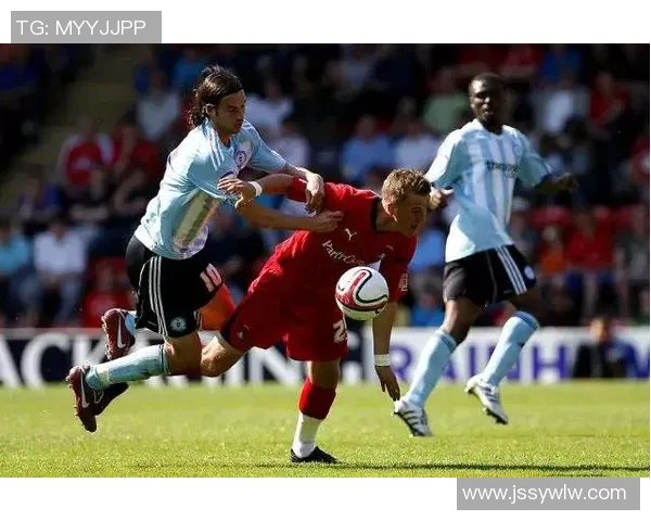凯恩的传奇之路：从天才少年到足球世界的巨星之旅