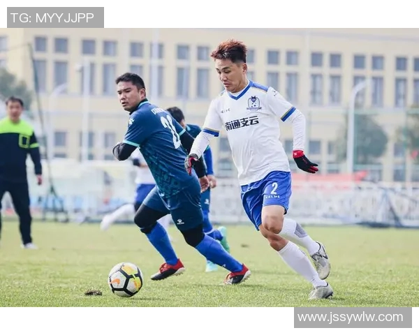 洛杉矶足球队迎战蓝十字队精彩对决即将上演球迷期待的巅峰之战